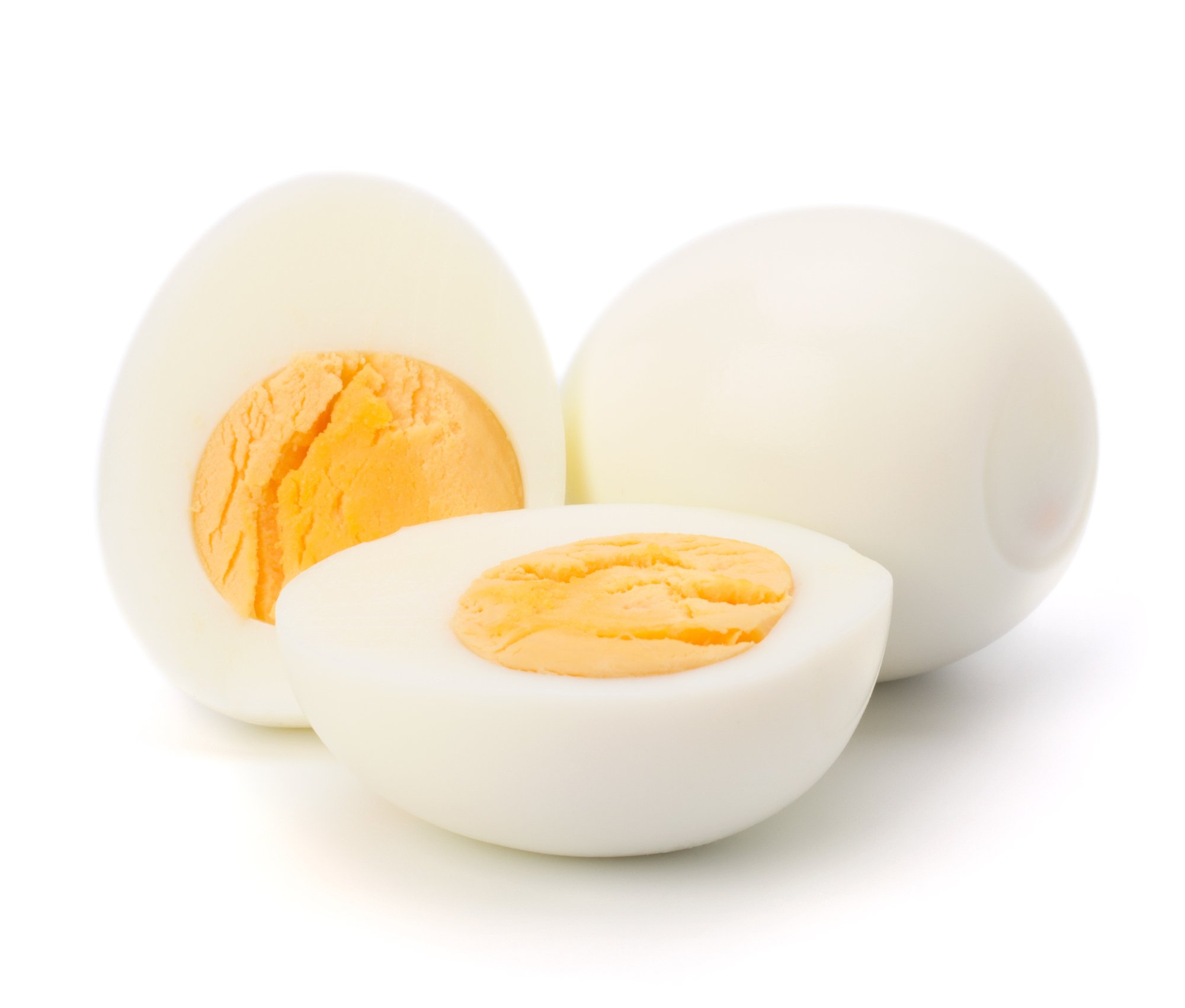 При гастрите можно яйца вареные. Вареные яйца. Яйцо куриное вареное. Вареное яйцо в разрезе.